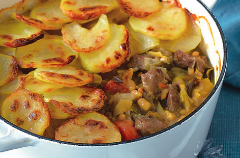 Lamb and bean hot pot